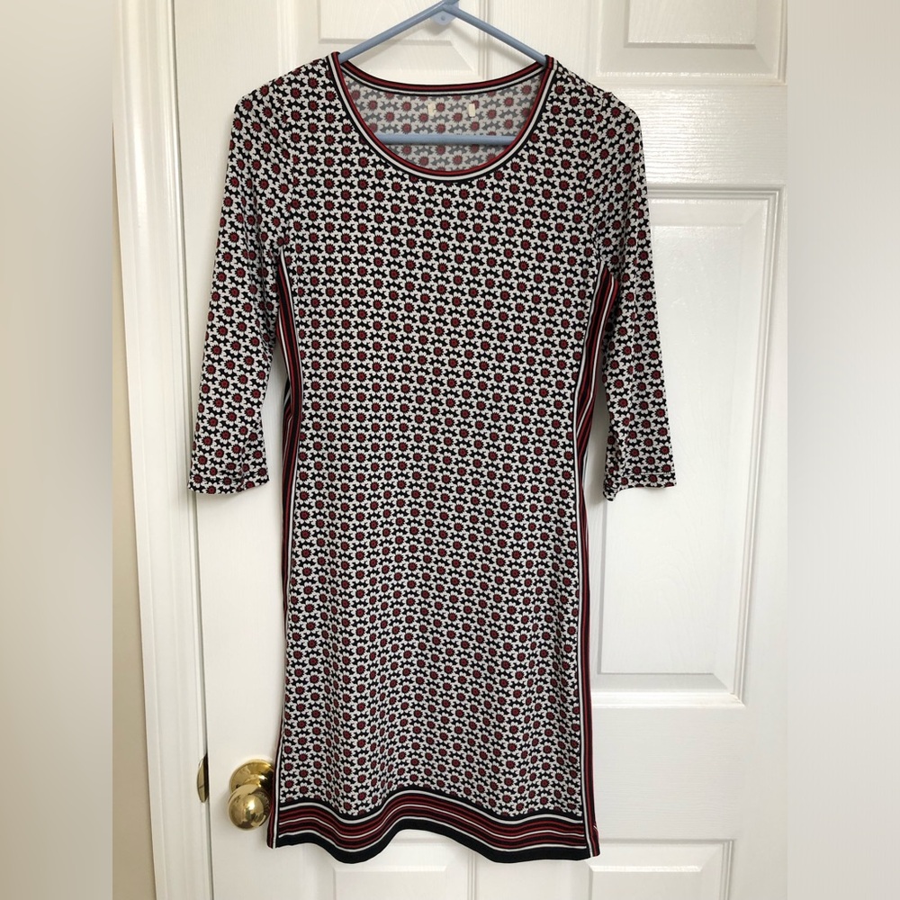 Max Studio Red and Black Geometric Long Sleeve Dress